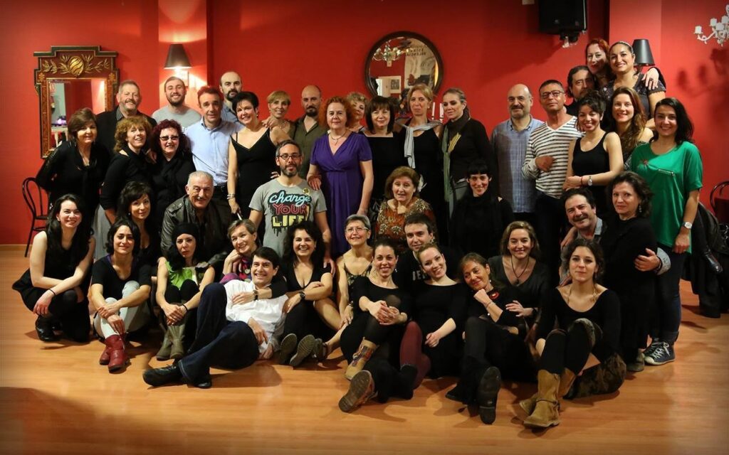 Group of tango students from the La Cultural academy in Valencia